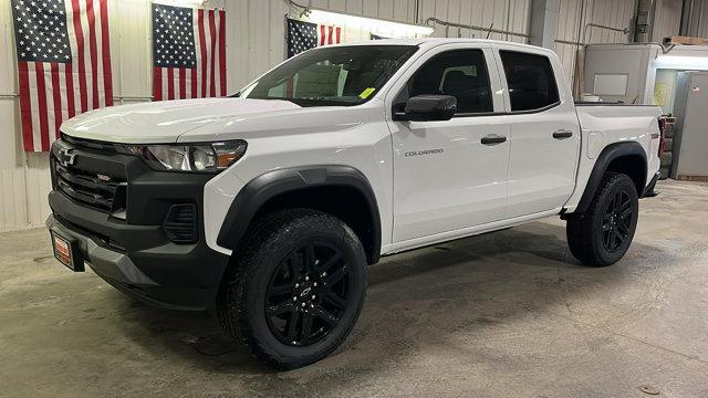 new 2025 Chevrolet Colorado car, priced at $43,195