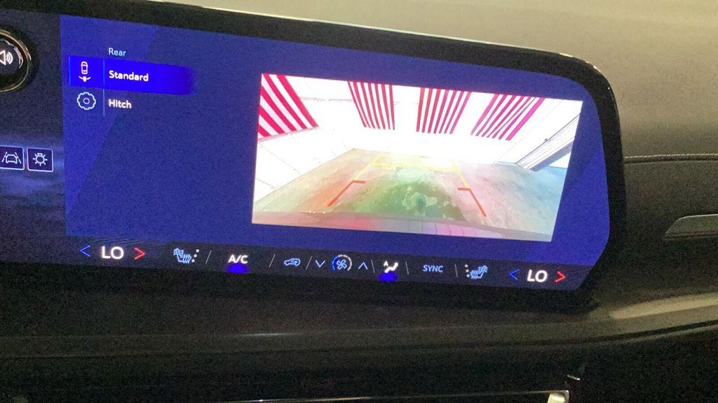 new 2026 Chevrolet Traverse car, priced at $42,120