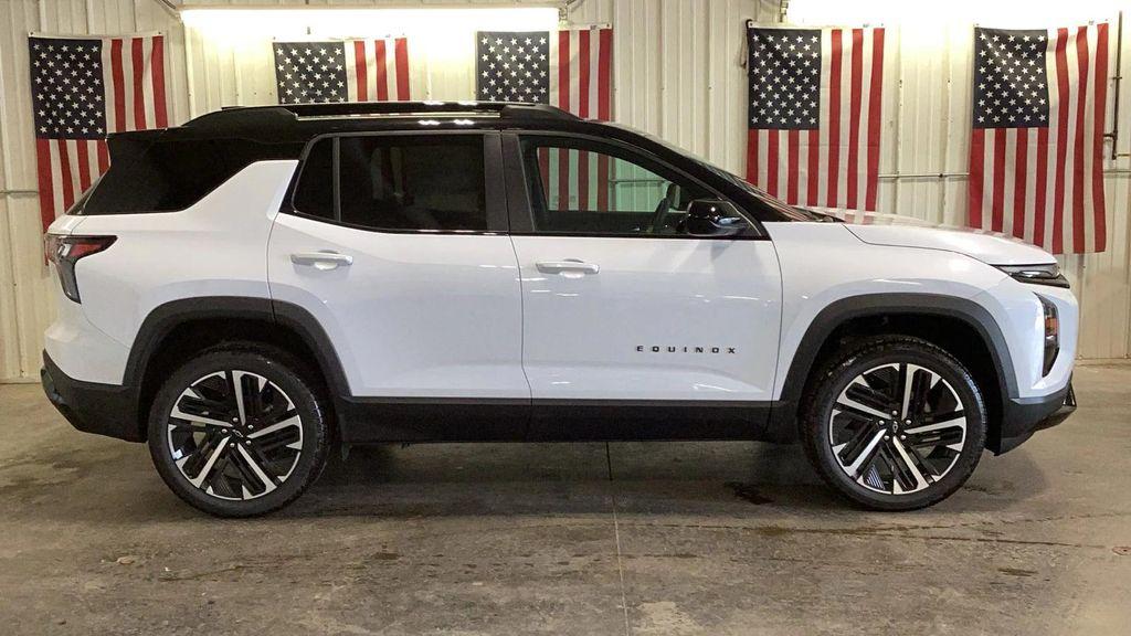 new 2026 Chevrolet Equinox car, priced at $33,435