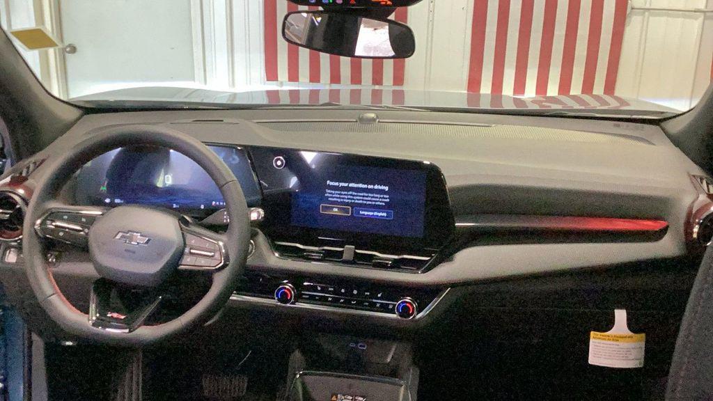 new 2026 Chevrolet Equinox car, priced at $30,990
