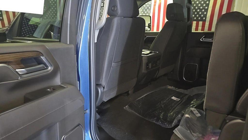 new 2026 Chevrolet Silverado 3500 car, priced at $72,240