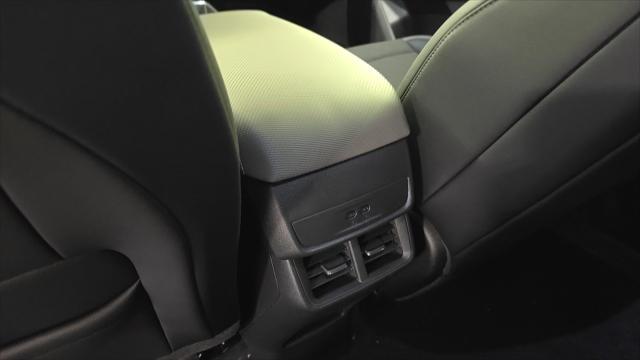 new 2026 Chevrolet Equinox car, priced at $32,034