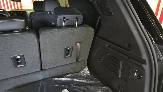 new 2025 Chevrolet Traverse car, priced at $46,405