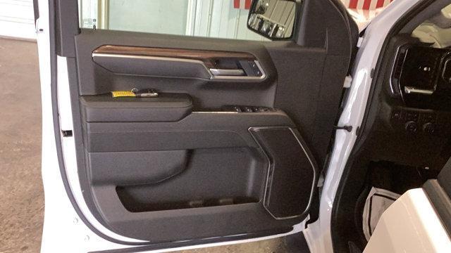 new 2025 Chevrolet Silverado 1500 car, priced at $50,620