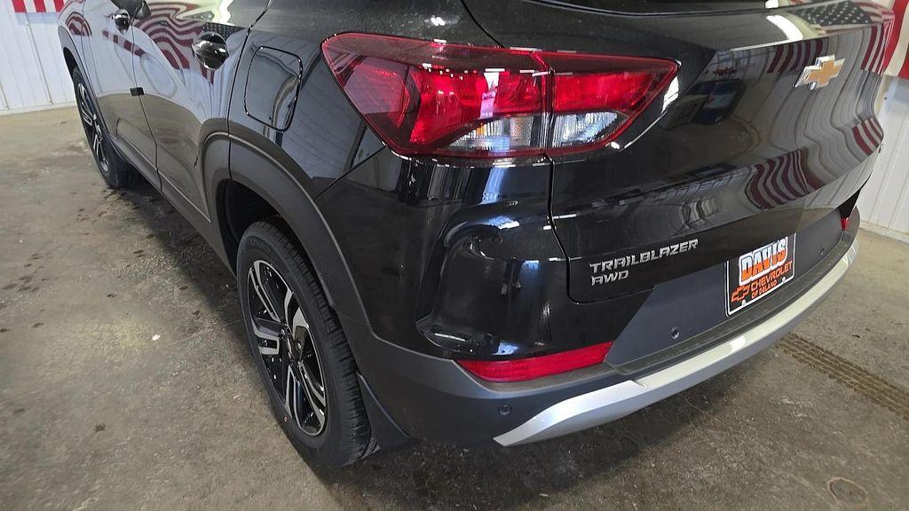 new 2026 Chevrolet TrailBlazer car, priced at $30,235
