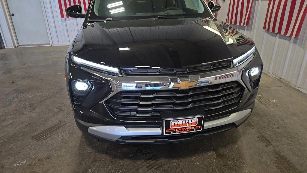 new 2026 Chevrolet TrailBlazer car, priced at $30,235