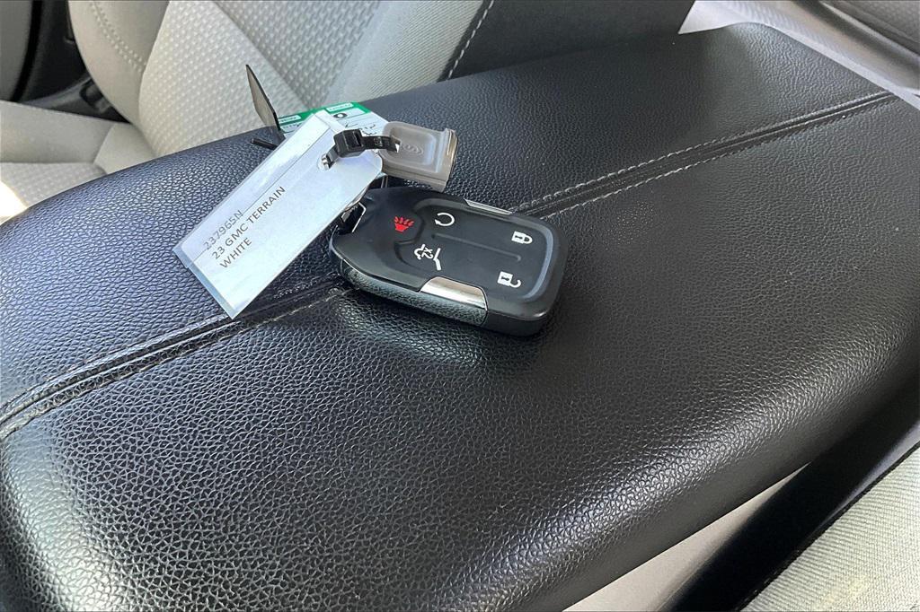 used 2023 GMC Terrain car, priced at $18,995