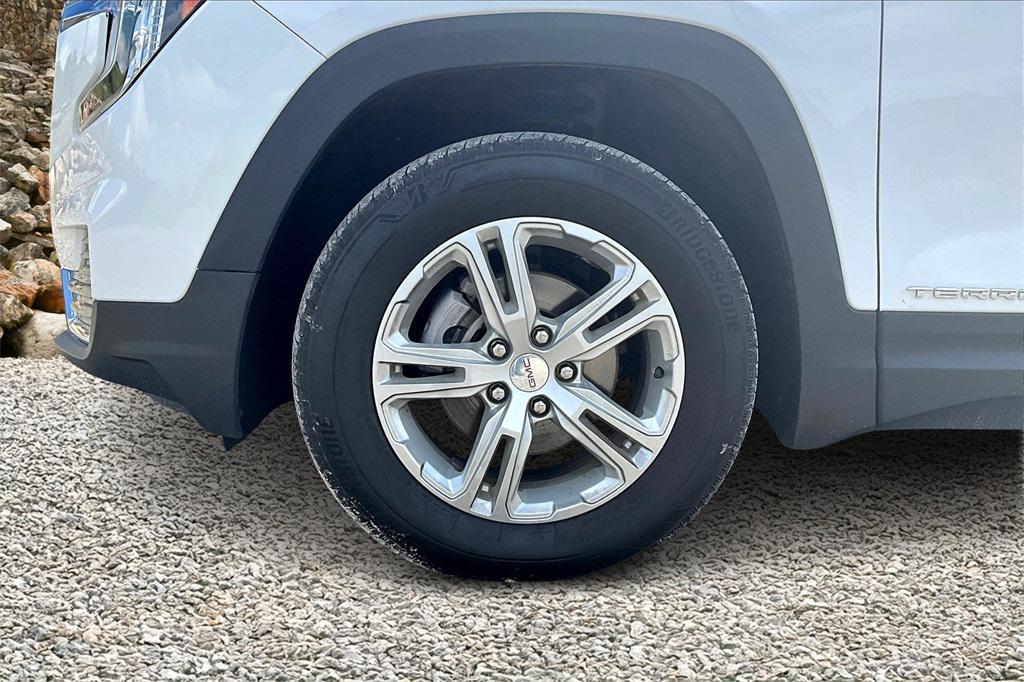 used 2023 GMC Terrain car, priced at $18,995