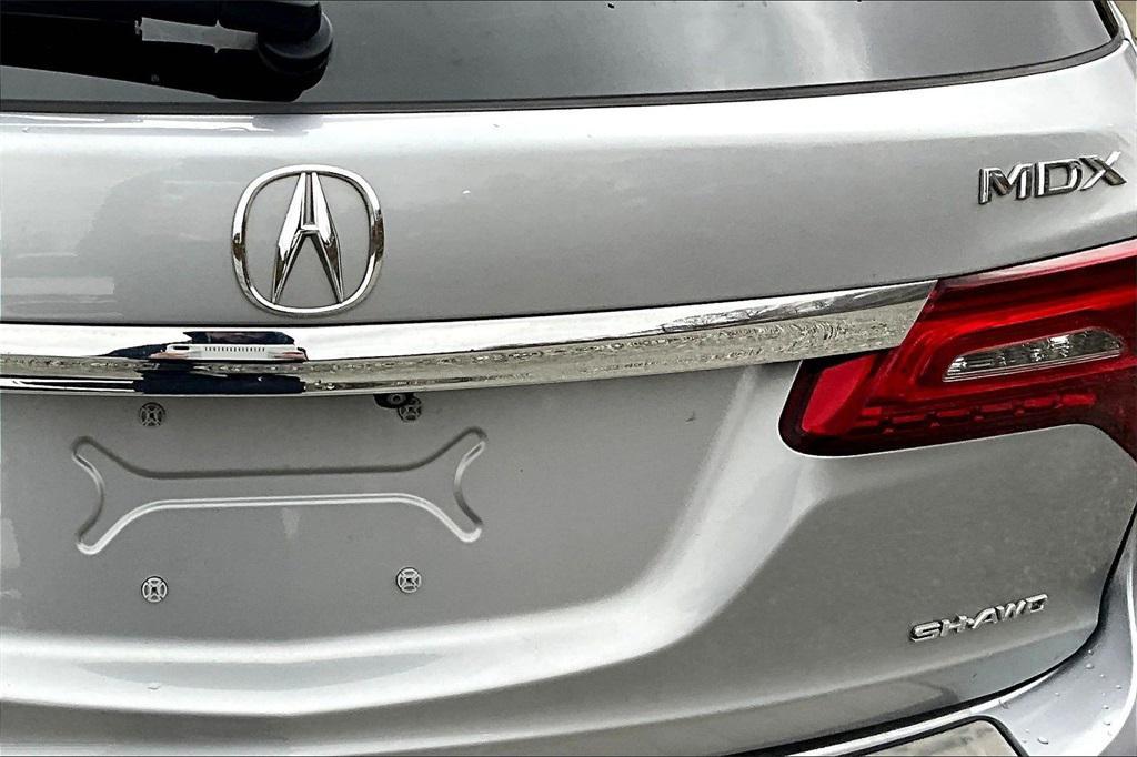 used 2018 Acura MDX car, priced at $18,995