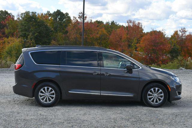 used 2017 Chrysler Pacifica car, priced at $12,495