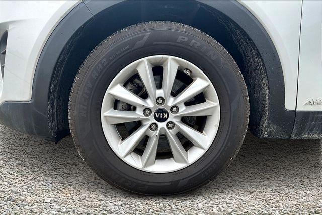 used 2020 Kia Sorento car, priced at $12,995