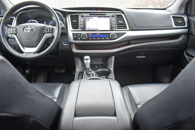 used 2015 Toyota Highlander car, priced at $17,995