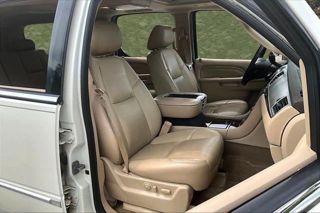 used 2014 Cadillac Escalade ESV car, priced at $13,995