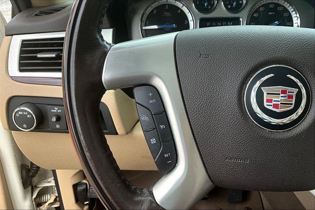 used 2014 Cadillac Escalade ESV car, priced at $13,995