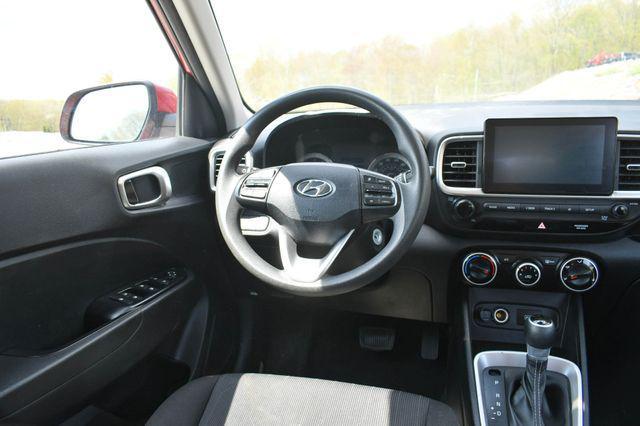 used 2021 Hyundai Venue car, priced at $14,995