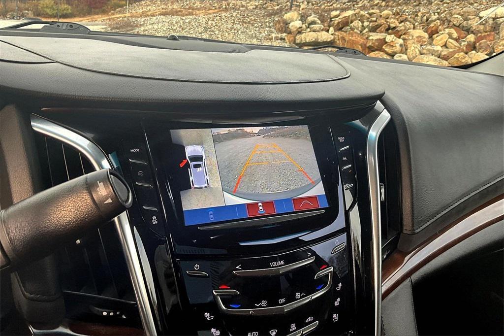 used 2019 Cadillac Escalade car, priced at $27,995