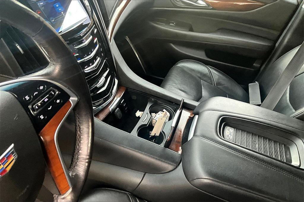 used 2019 Cadillac Escalade car, priced at $27,995