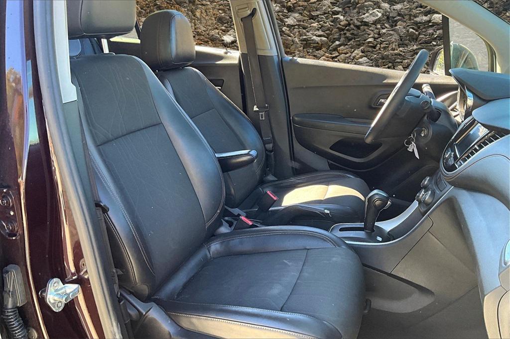 used 2022 Chevrolet Trax car, priced at $12,995