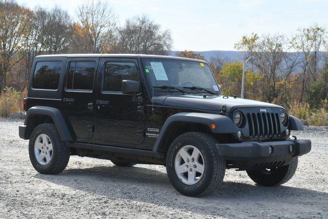 used 2015 Jeep Wrangler Unlimited car, priced at $14,995