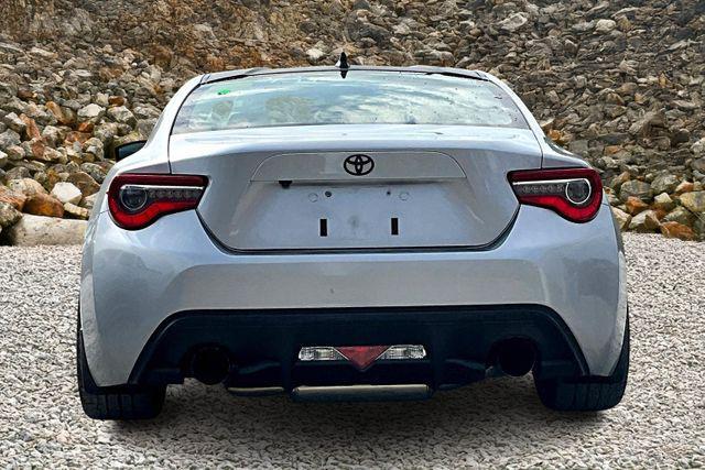 used 2018 Toyota 86 car, priced at $20,995