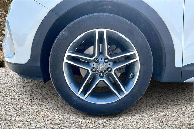 used 2018 Hyundai Santa Fe car, priced at $13,995