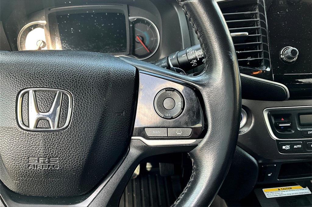 used 2022 Honda Pilot car, priced at $23,995