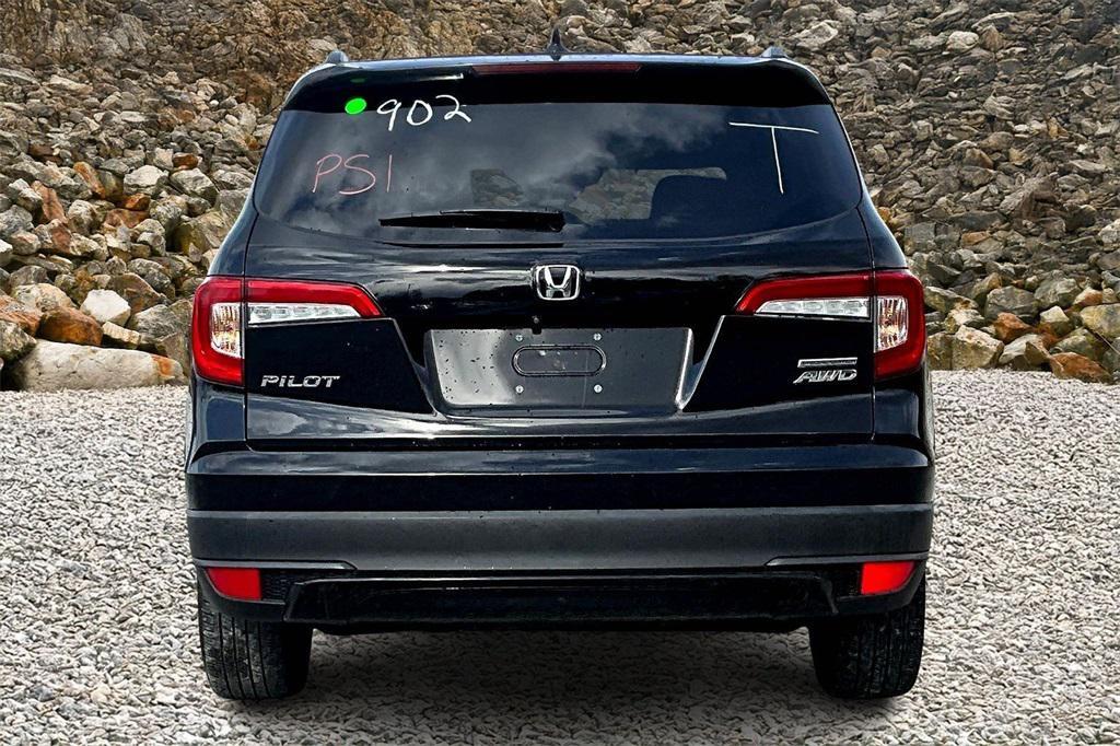 used 2022 Honda Pilot car, priced at $23,995