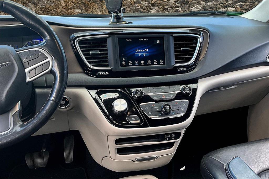 used 2019 Chrysler Pacifica car, priced at $16,995