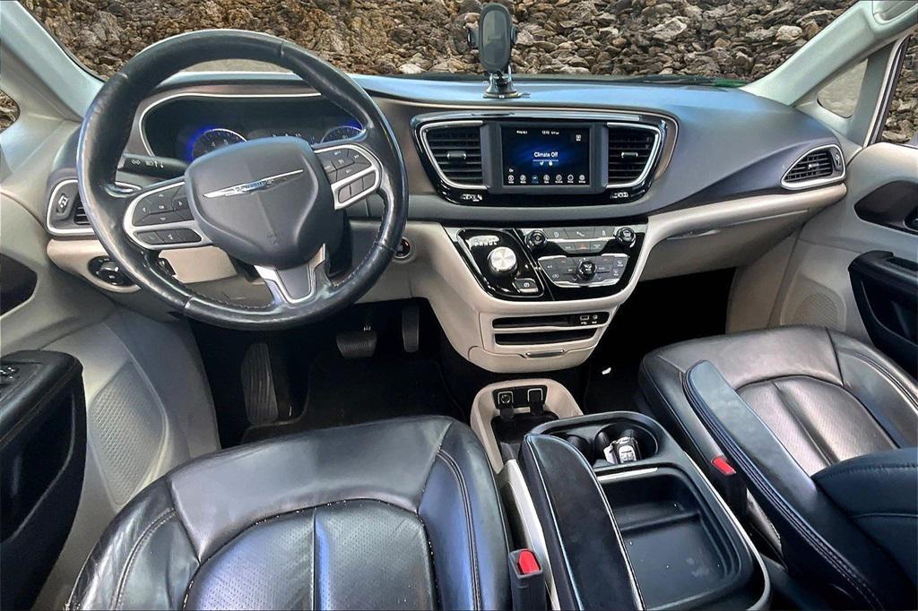 used 2019 Chrysler Pacifica car, priced at $16,995