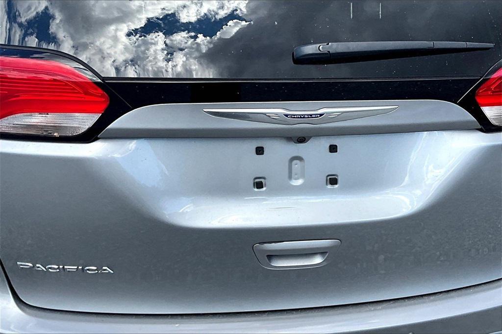 used 2019 Chrysler Pacifica car, priced at $16,995