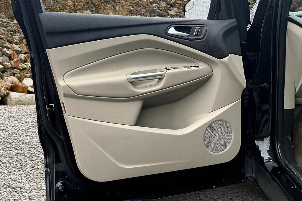 used 2014 Ford Escape car, priced at $6,995