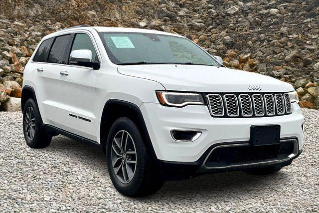 used 2017 Jeep Grand Cherokee car, priced at $12,995