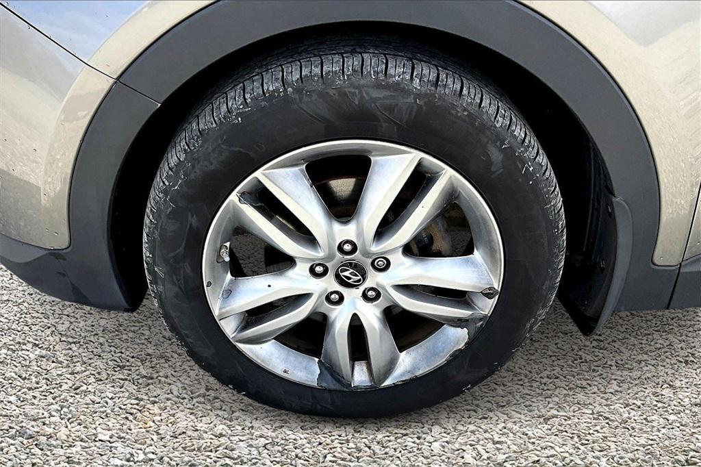 used 2013 Hyundai Santa Fe car, priced at $8,495