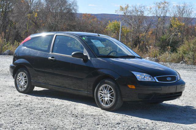 used 2006 Ford Focus car, priced at $2,995