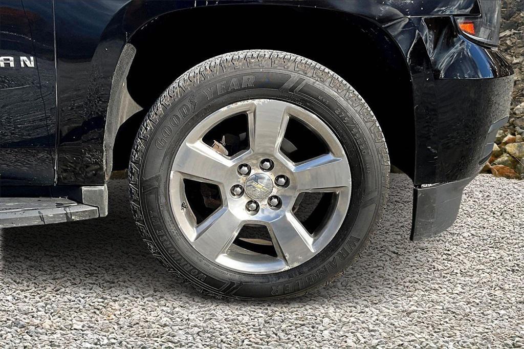 used 2017 Chevrolet Suburban car, priced at $19,995
