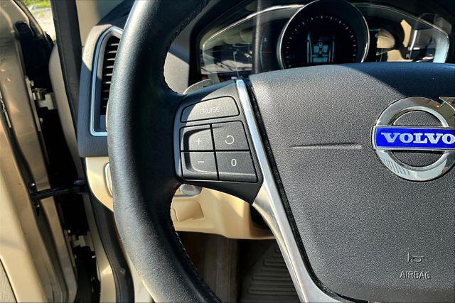 used 2015 Volvo XC60 car, priced at $9,995