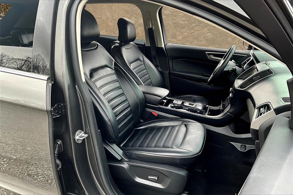 used 2019 Ford Edge car, priced at $15,995
