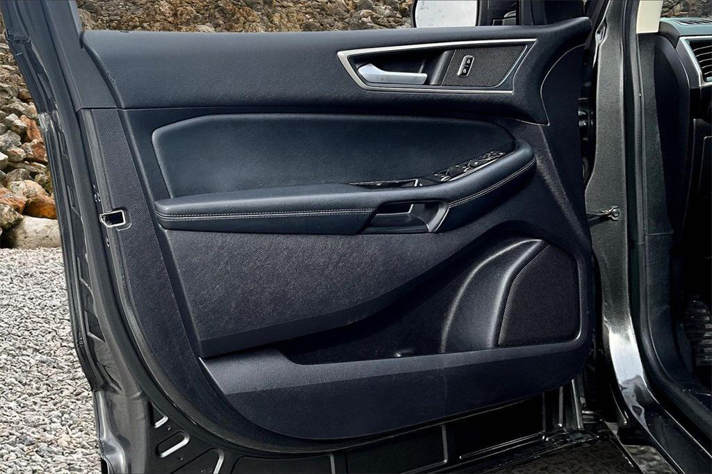 used 2019 Ford Edge car, priced at $15,995