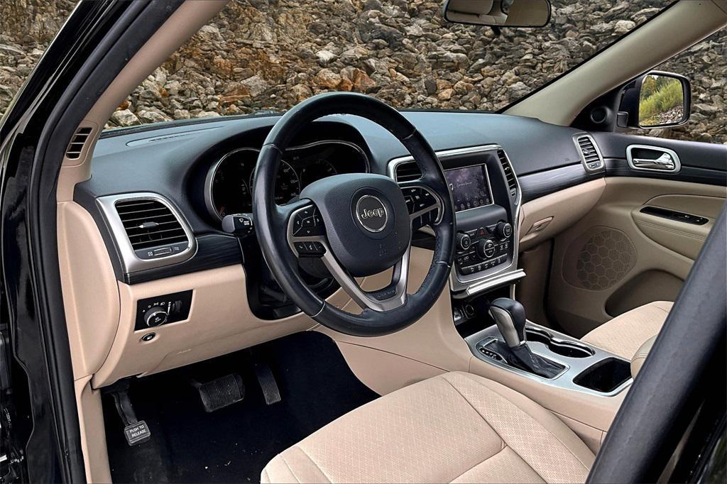 used 2019 Jeep Grand Cherokee car, priced at $15,995