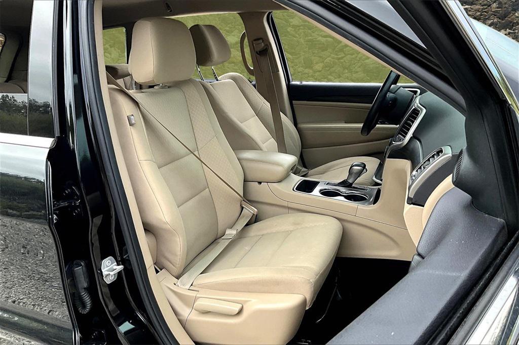 used 2019 Jeep Grand Cherokee car, priced at $15,995