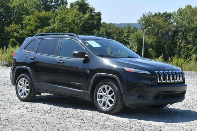 used 2015 Jeep Cherokee car, priced at $7,495