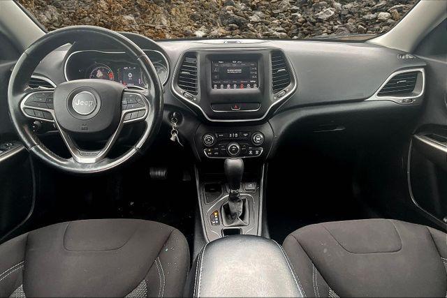 used 2019 Jeep Cherokee car, priced at $9,495