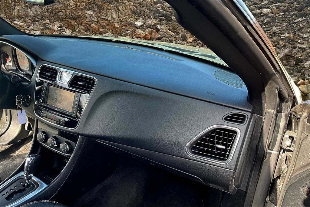 used 2011 Chrysler 200 car, priced at $7,995