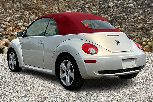 used 2009 Volkswagen New Beetle car, priced at $9,675
