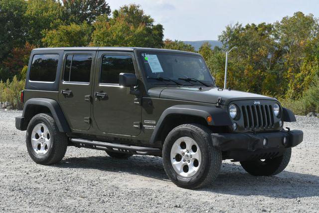 used 2015 Jeep Wrangler Unlimited car, priced at $13,995