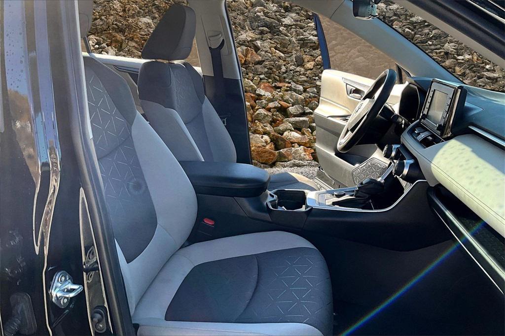 used 2021 Toyota RAV4 Hybrid car, priced at $22,495