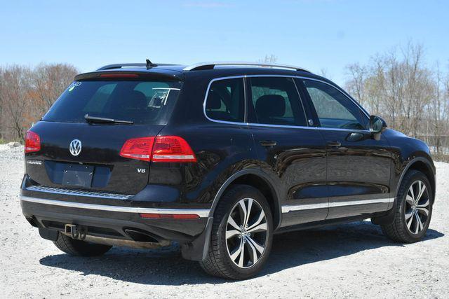 used 2017 Volkswagen Touareg car, priced at $20,495