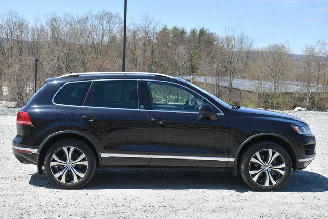 used 2017 Volkswagen Touareg car, priced at $20,495