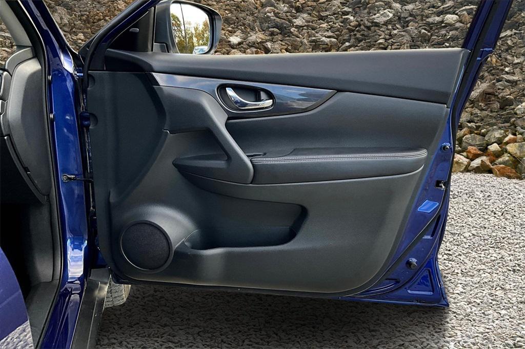 used 2018 Nissan Rogue car, priced at $11,995