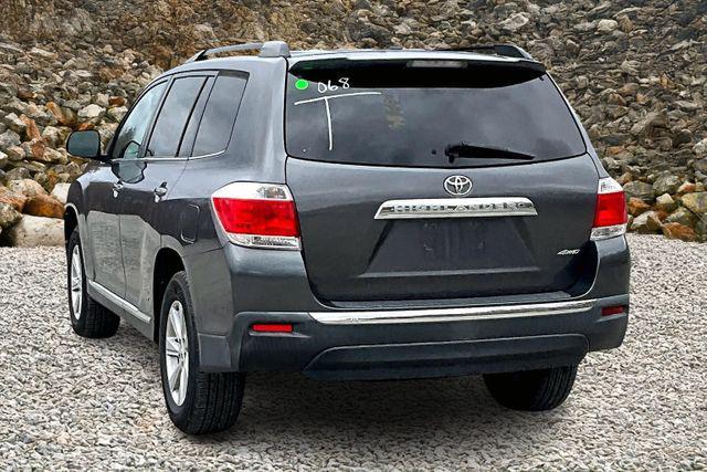 used 2011 Toyota Highlander car, priced at $14,995